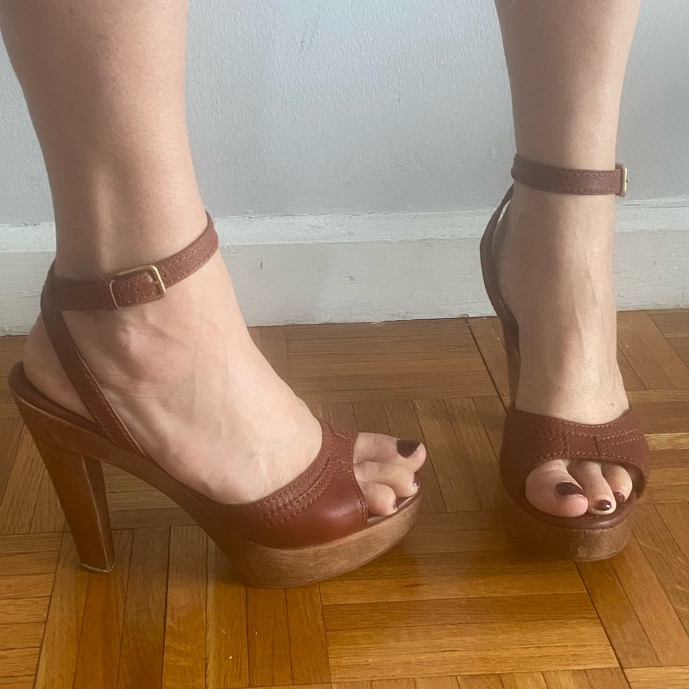 YSL Wooden Leather Ankle Wrap Sandal - size 39